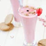 Strawberry Ginger Snap Smoothie: A Fusion of Flavors