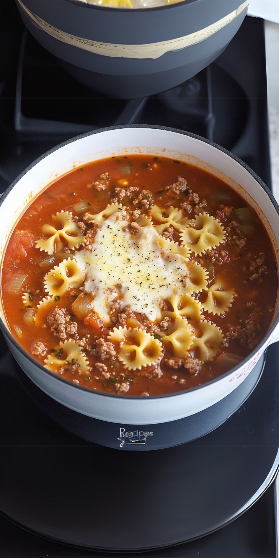 The BEST Lasagna Soup