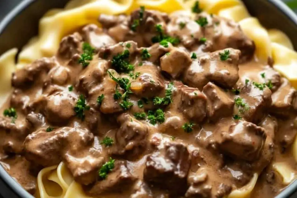 Beef Stroganoff (Easy One-Pot)