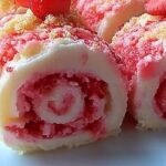 Best Recipe for Strawberry Cheesecake Sweet Rolls