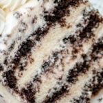 Cookies & Cream Cake (Oreo Cake) with Oreo Frosting