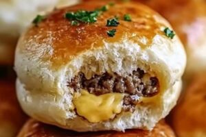 Garlic Parmesan Cheeseburger Bombs