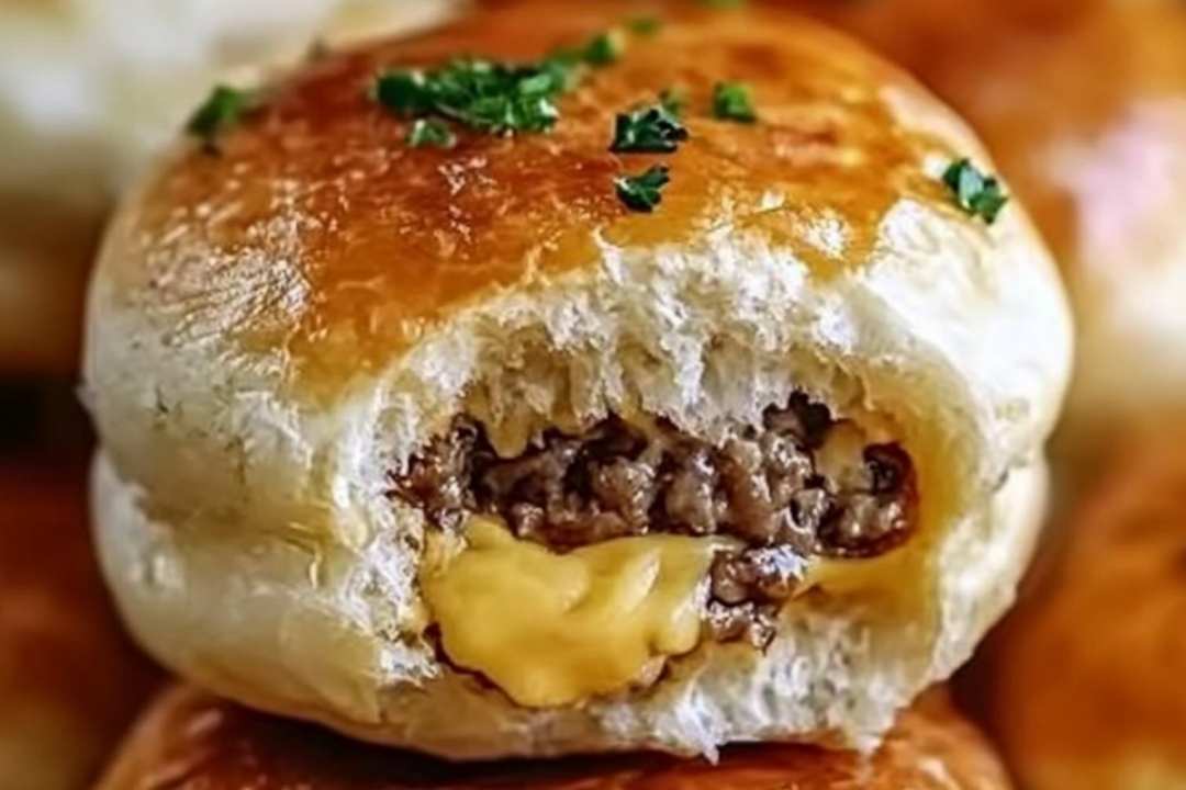 Garlic Parmesan Cheeseburger Bombs