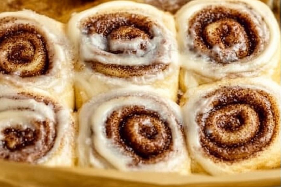 Mini Cinnamon Rolls for Two: A Sweet, Small-Batch Treat