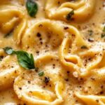 Rich and Velvety Crockpot Tortellini: A Comforting Creamy Delight