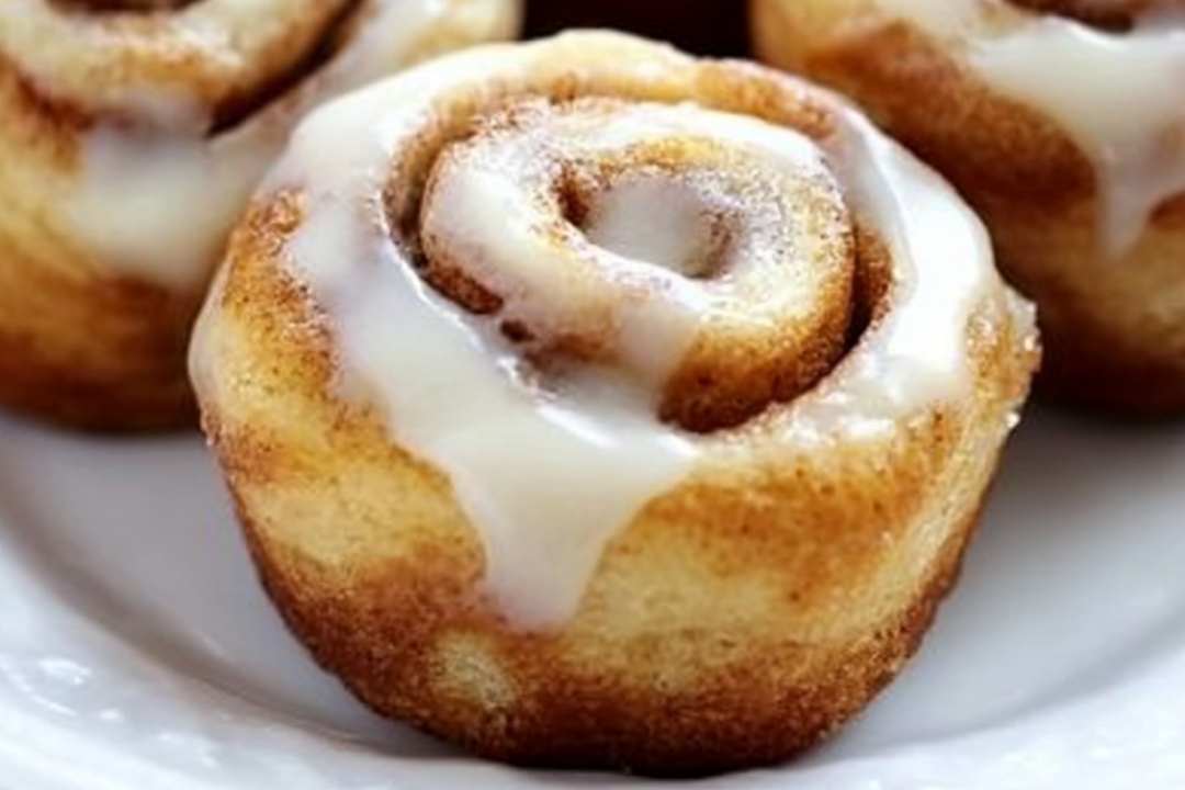 Cinnamon Swirl Muffins: A Cozy Breakfast Delight