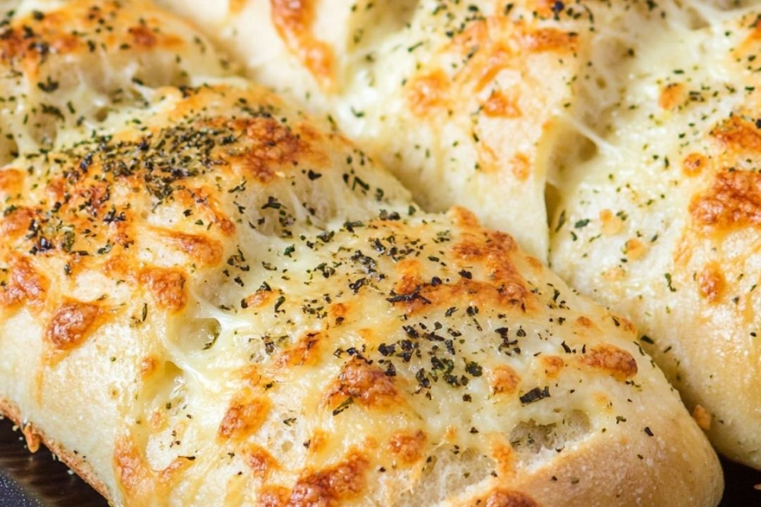 Copycat Subway Italian Herb & Cheese Bread: Homemade Flavor at Its Best