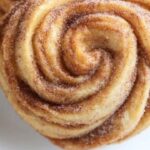 Easy Cinnamon Cruffins