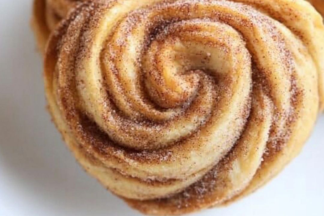 Easy Cinnamon Cruffins