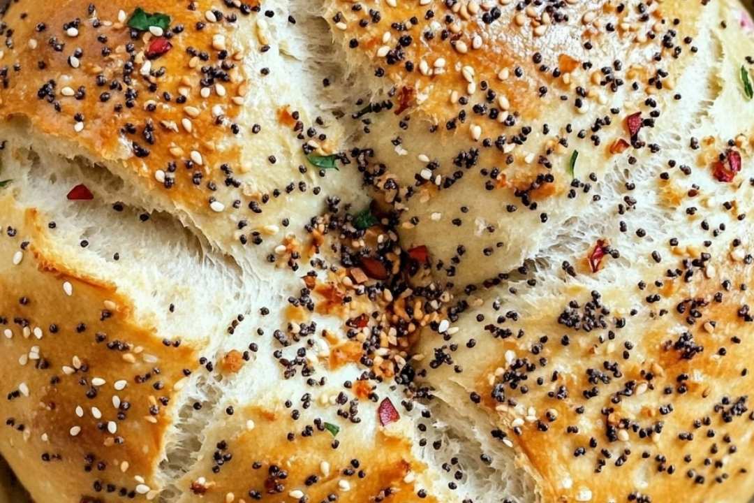 Everything Bagel No-Knead Bread – Easy, Flavorful, and Perfectly Crusty