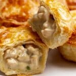 Creamy Mini Chicken Pies with Puff Pastry: A Cozy, Comforting Delight