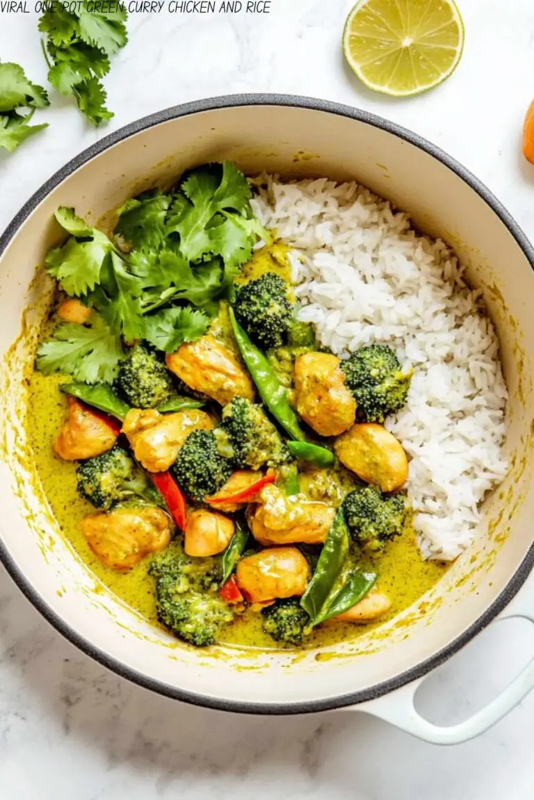 VIRAL ONE POT GREEN CURRY CHICKEN AND RICE