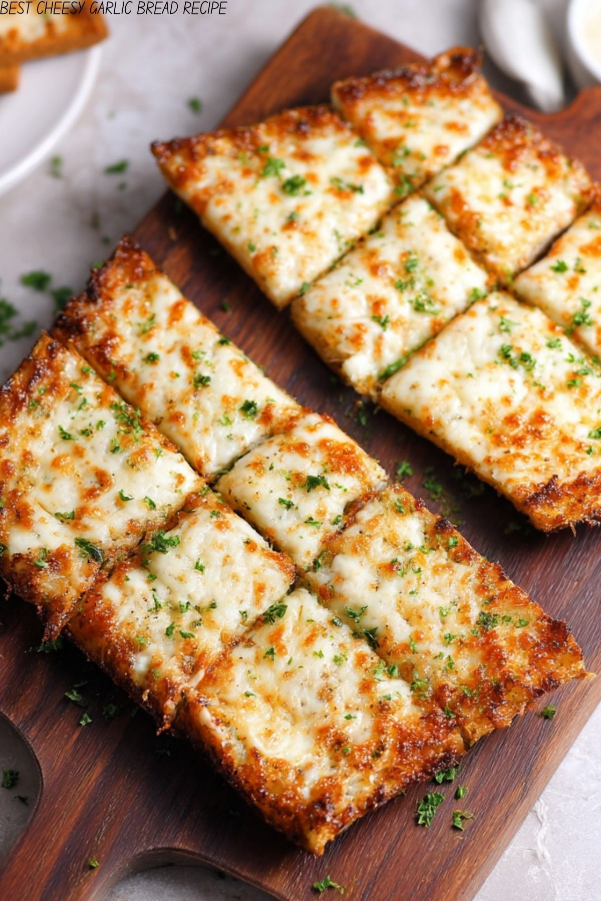 BEST CHEESY GARLIC BREAD RECIPE