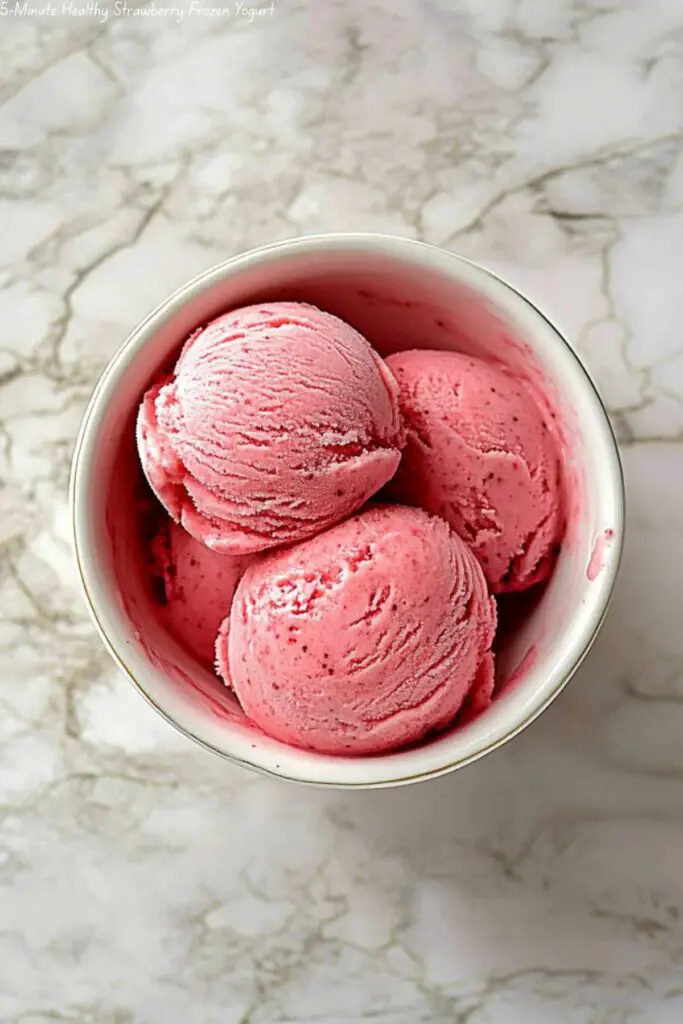 5-Minute Healthy Strawberry Frozen Yogurt