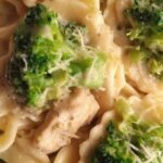 Easy Chicken and Broccoli Alfredo