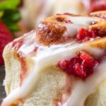 Strawberry Cheesecake Cinnabon Rolls Recipe