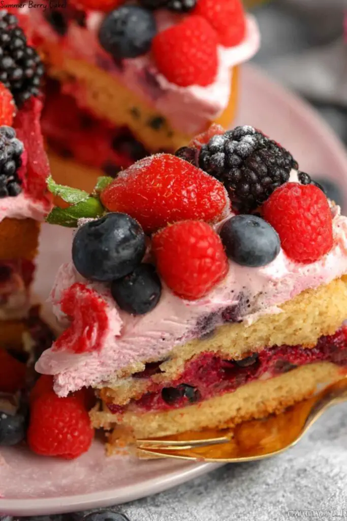 Summer Berry Cake!