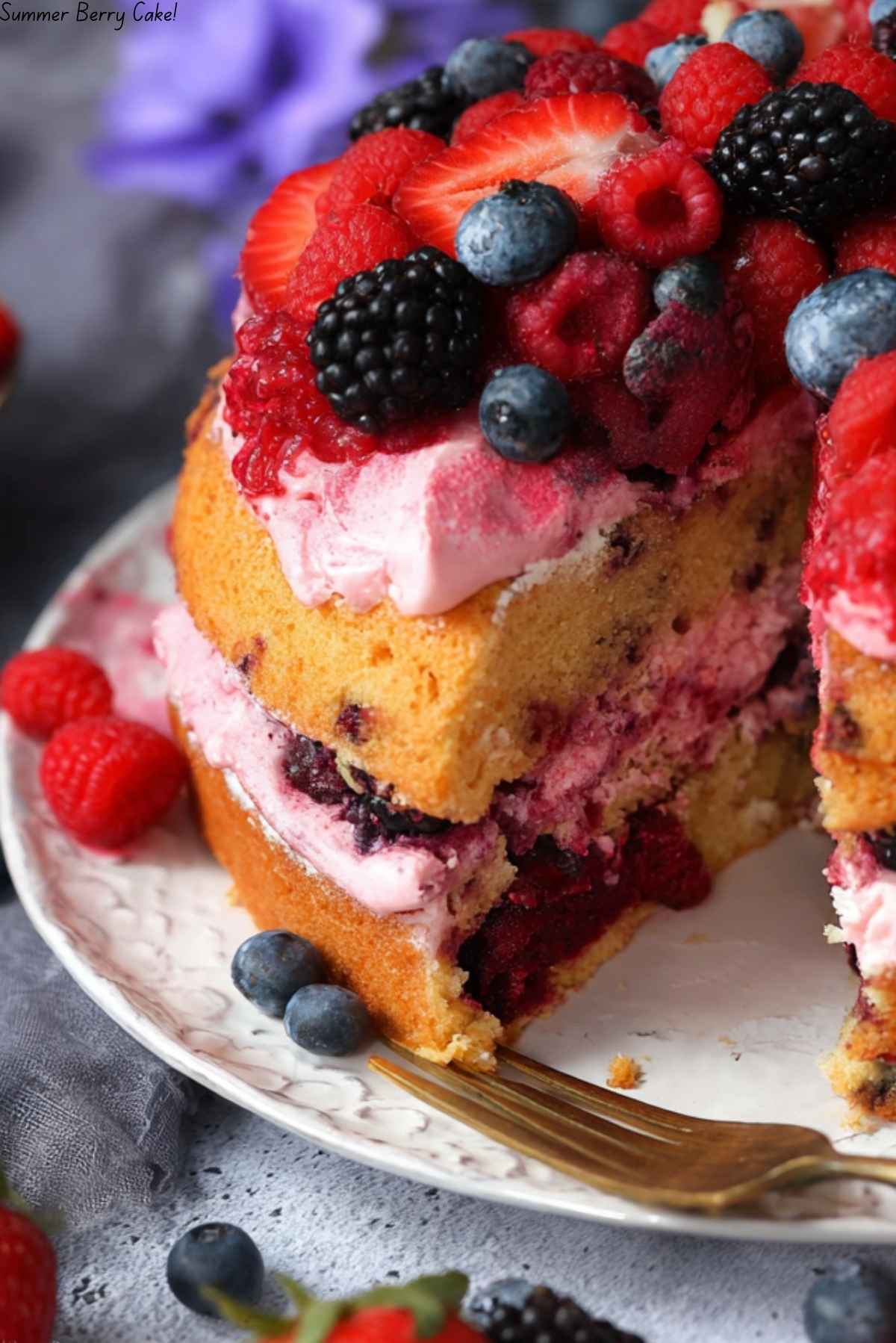 Summer Berry Cake!
